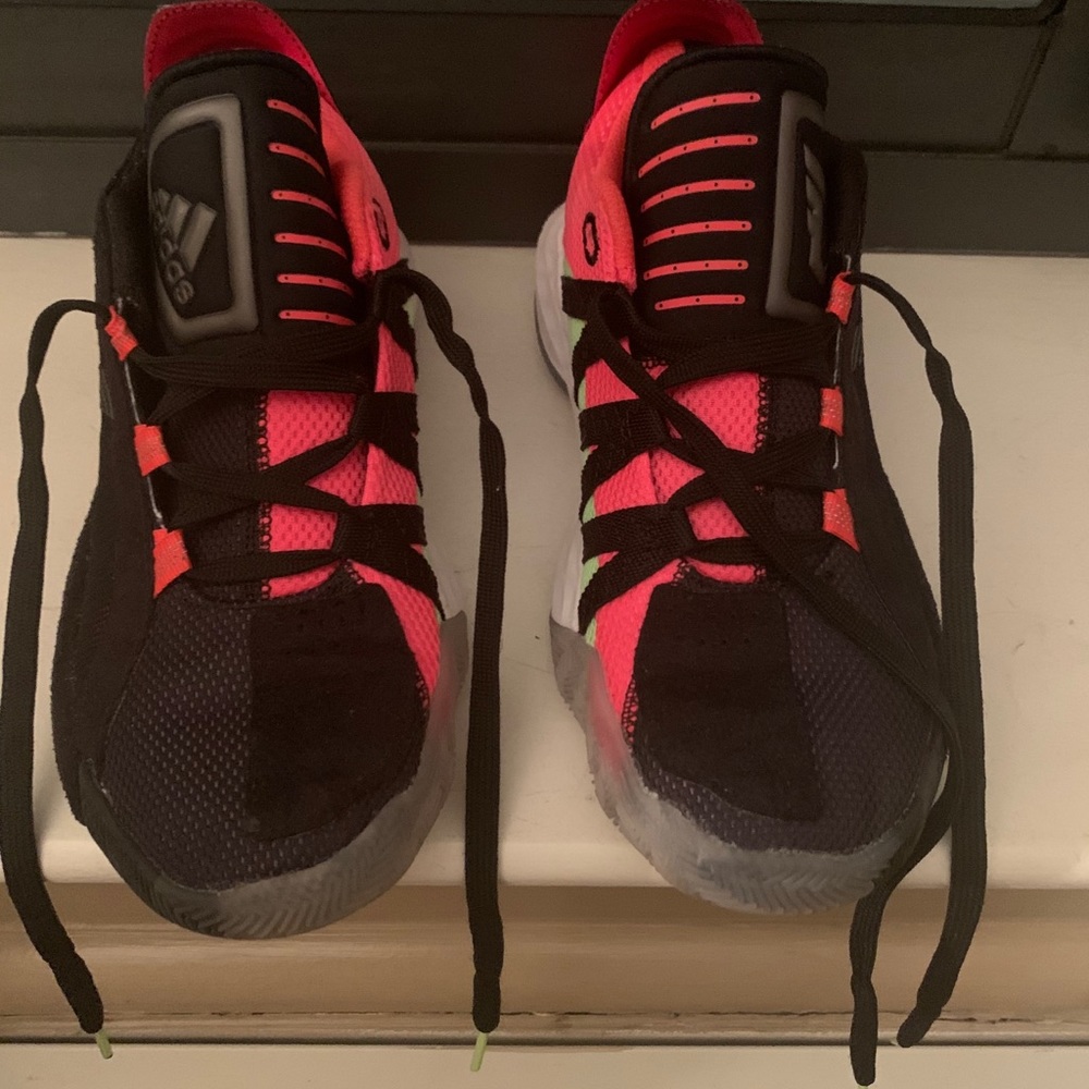 Adidas - Dame 6